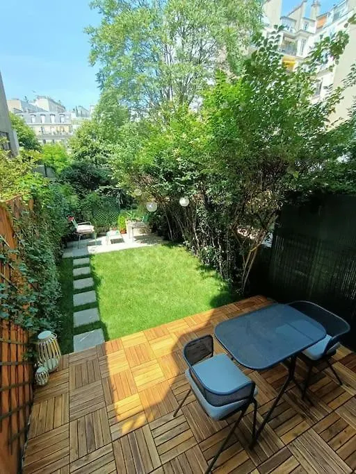Secret Garden Etoile Apartment Paris